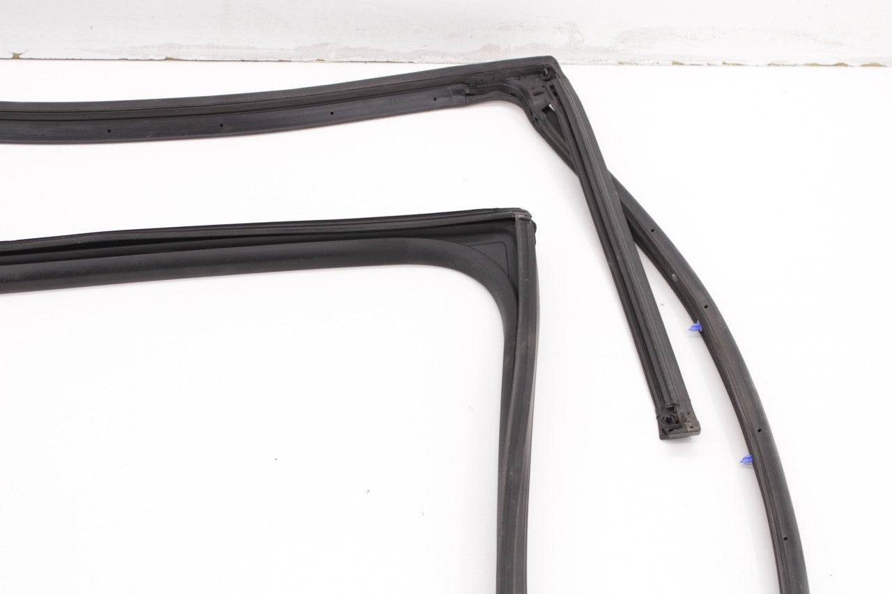 2021-2024 Kia K5 GT-Line Rear Right Side Door Weatherstrip Set 83140L3000 OEM - Alshned Auto Parts