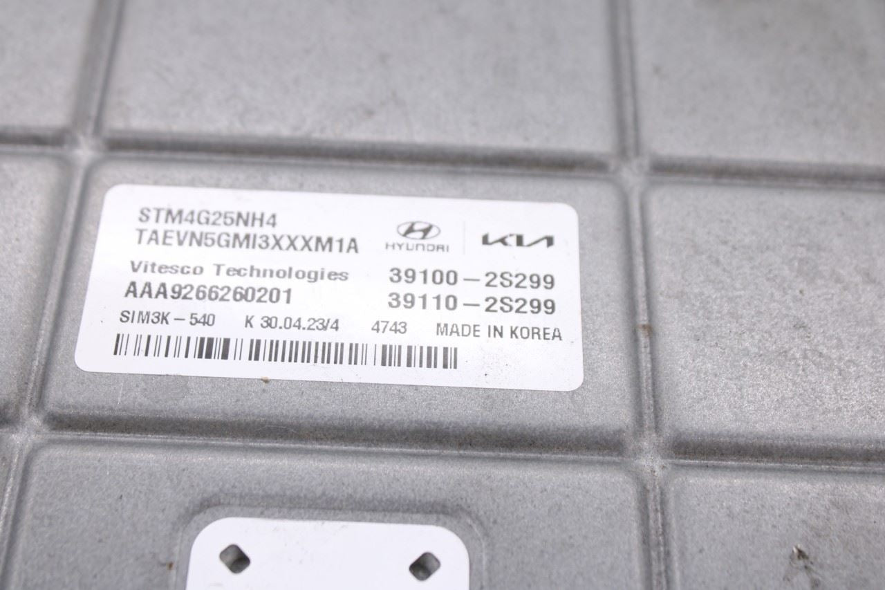 21-2023 Hyundai Santa Fe SEL 2.5L Engine Computer Control Module ECM 39100-2S2997