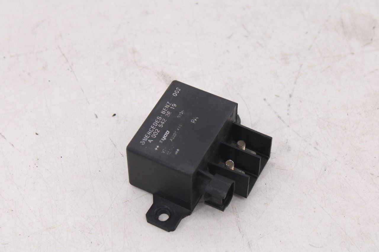 2003-2006 Mercedes-Benz E500 Battery Relay Control Module 002-542-38-19 OEM1