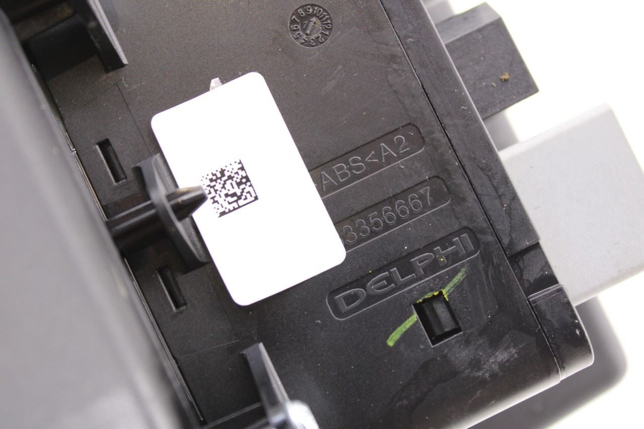 18-21 Jeep Grand Cherokee Limited Center Dash Lower Drawer Storage 6NU951CCAA - Alshned Auto Parts