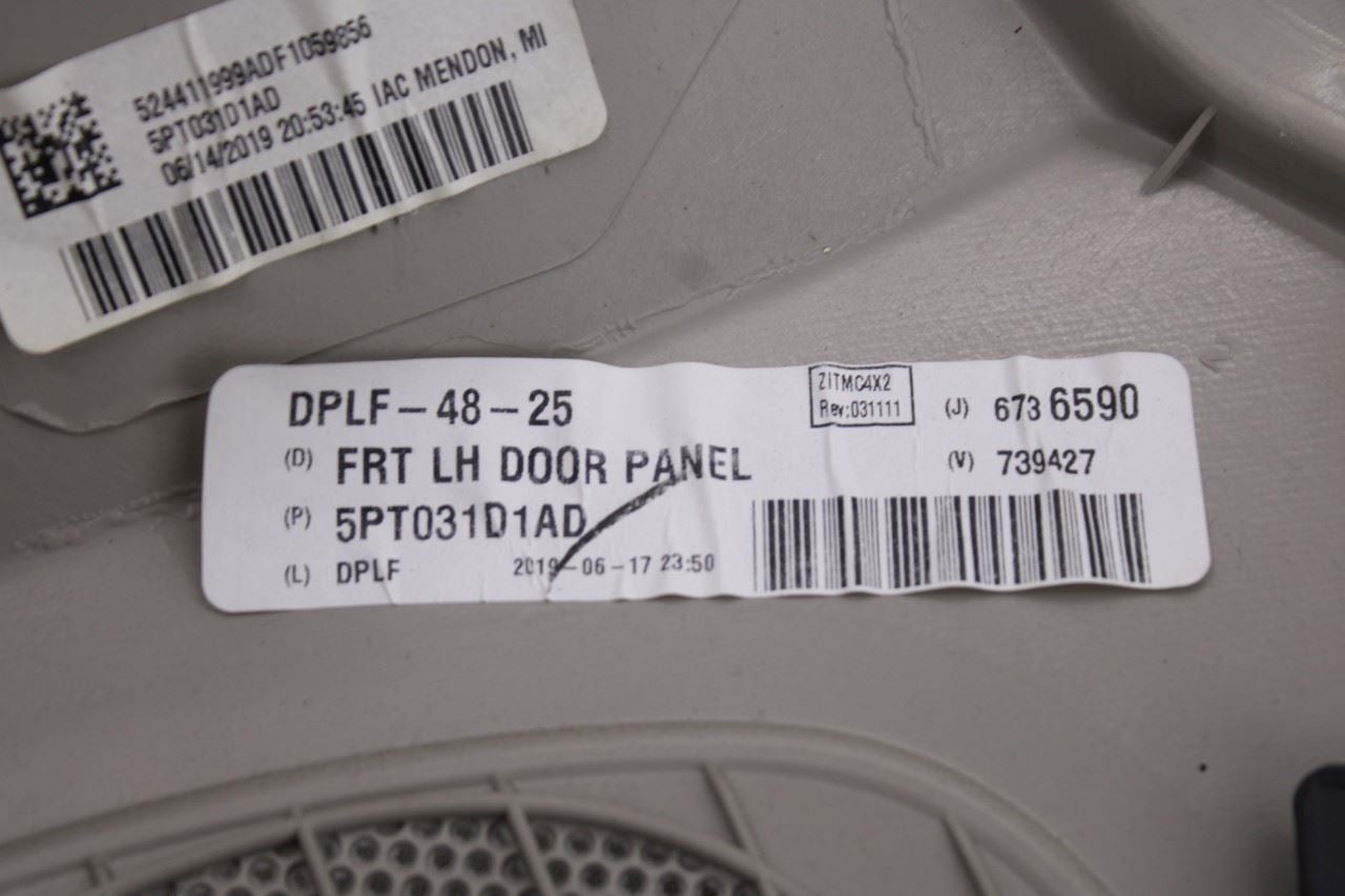 2014-2020 Dodge Grand Caravan SXT Front Left Side Door Trim Panel 5SS331D1AA OEM13