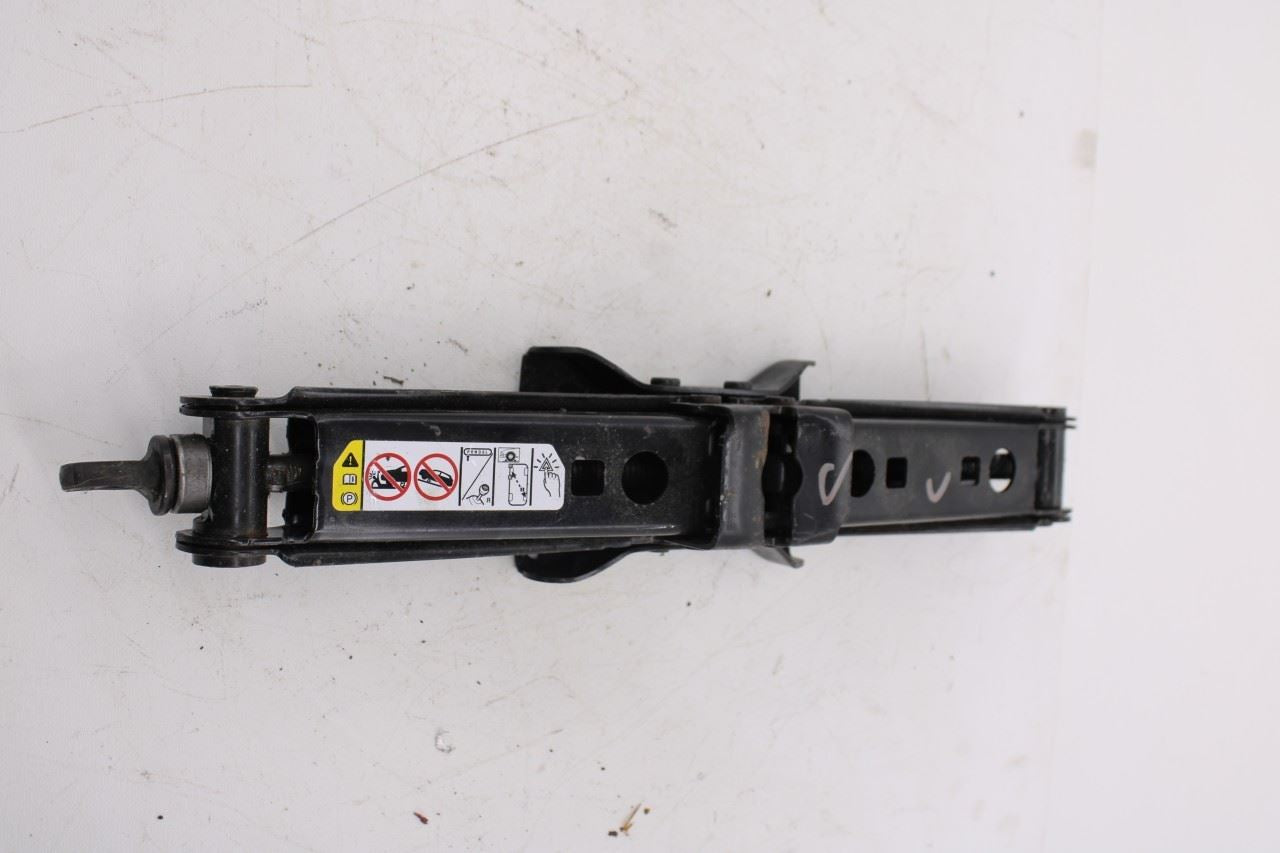2013-25 Ram 1500 Big Horn Crew Cab 5.7L 4WD Lift Jack and Tool Kit w/ Tools Bag - Alshned Auto Parts