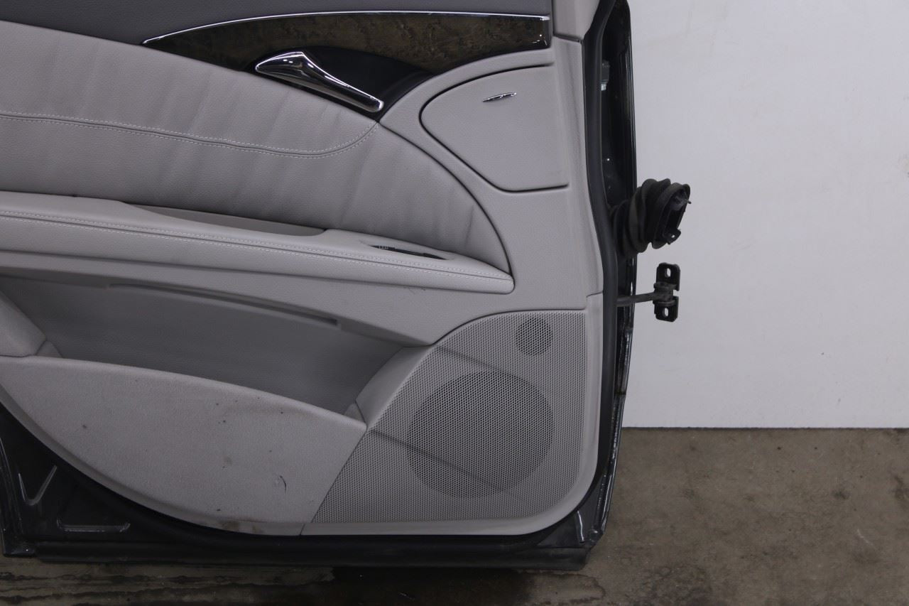 2003-2006 Mercedes-Benz E500 Rear Left Side Door Complete 211730010528 OEM11