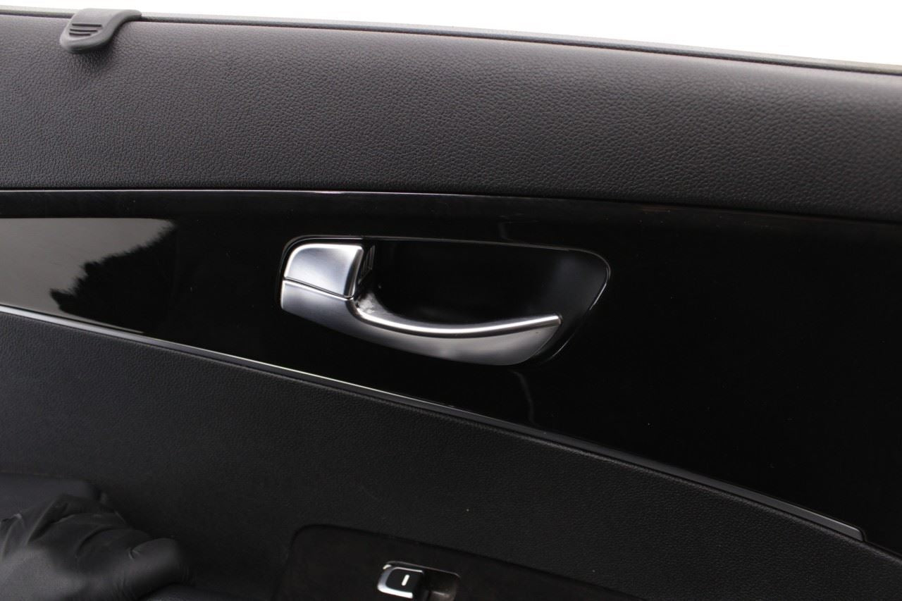 16-18 KIA Sorento EX Rear Left Door Trim Panel w/ Sunshade 83301-C6400C6A *ReaD* - Alshned Auto Parts