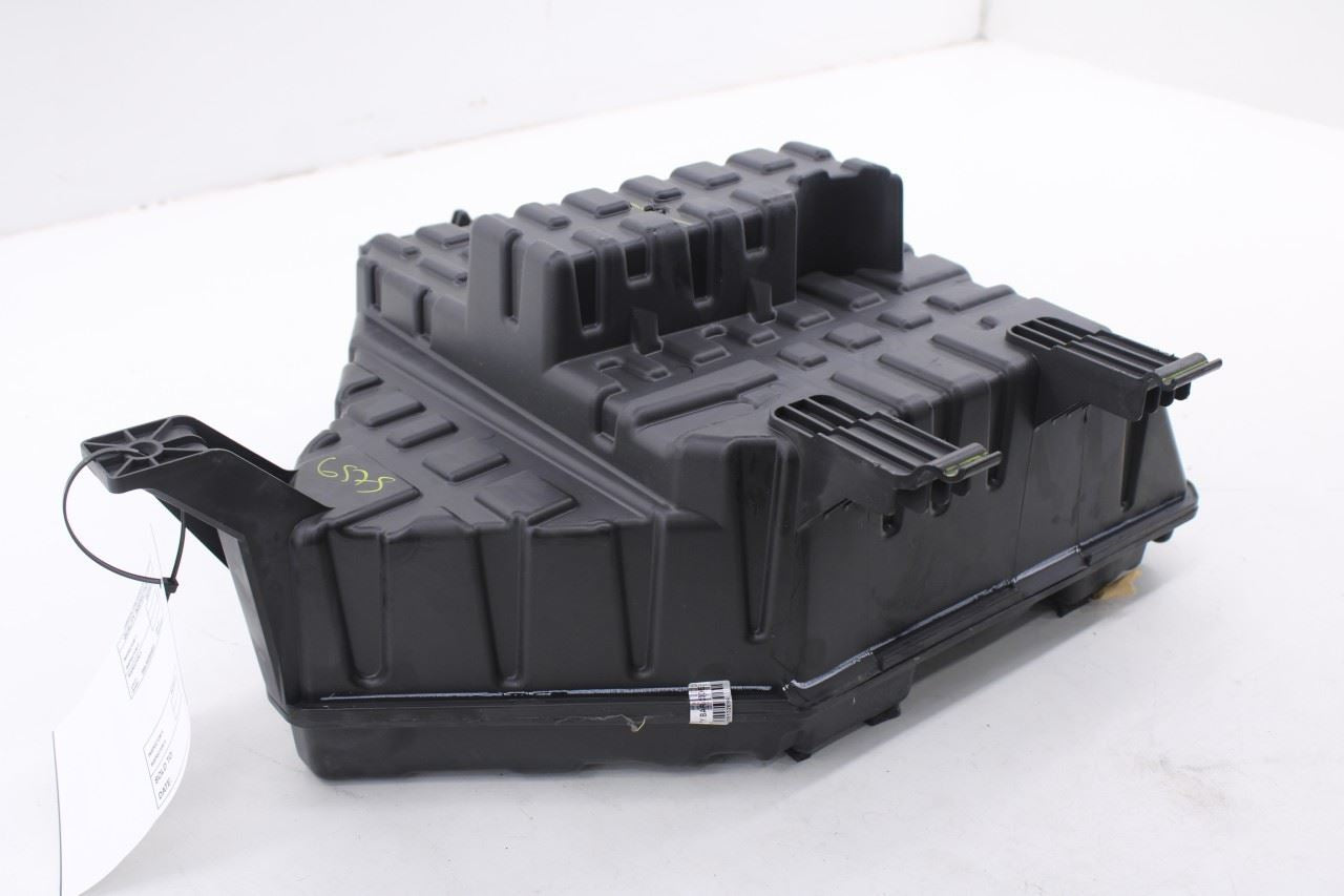 08-20 Dodge Grand Caravan GT Rear Trunk Cargo Audio Speaker Subwoofer 05107087AF9