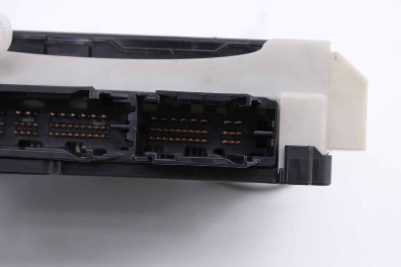 2022-2024 Toyota Corolla LE Multiplex Network Body Control Module 89221-12M00 6