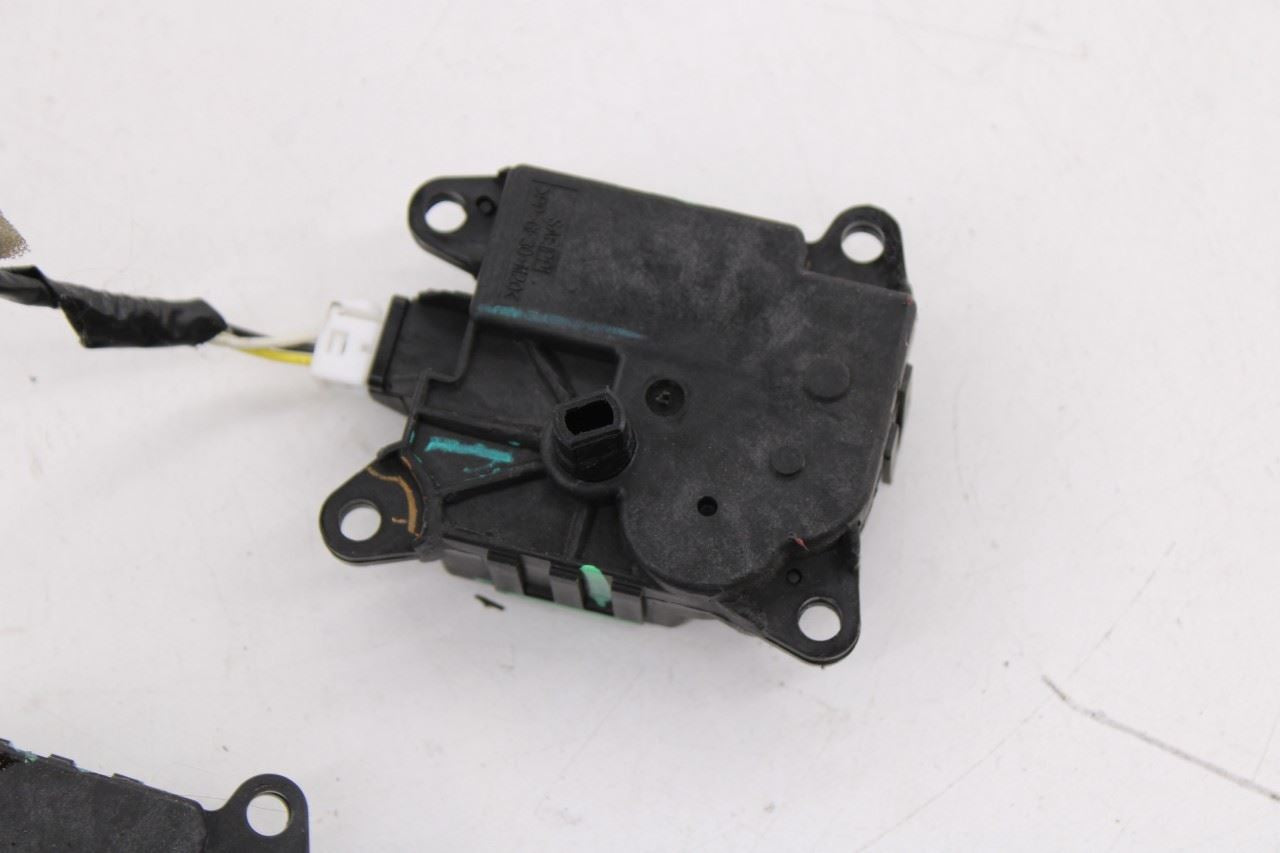 2014-2020 Infiniti QX60 HVAC System Wire Harness with Blend Door Actuator Set10