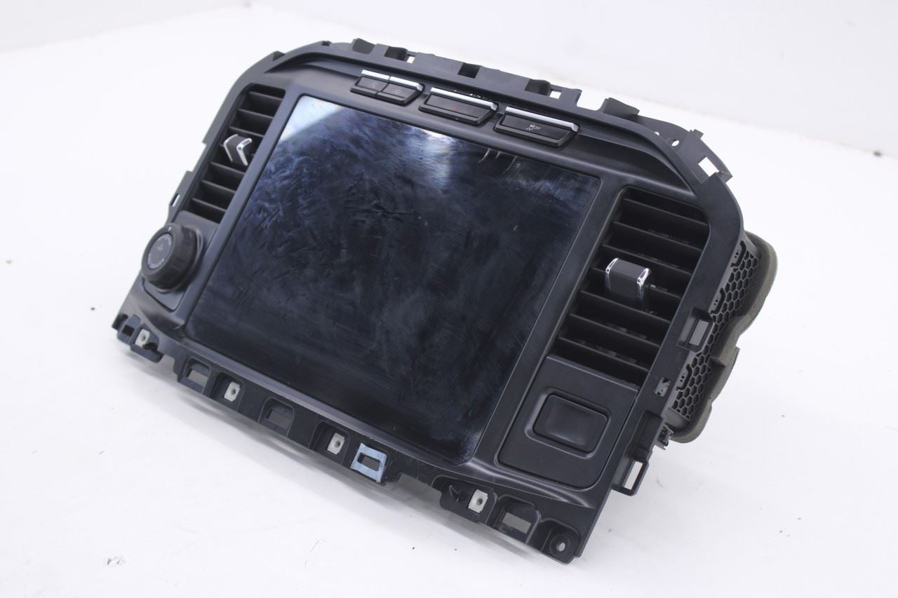 2021-25 Ford F150 XLT Supercrew Navi Media Information 12.0 Display w/ Air Vents3