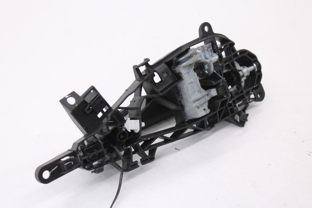 17-19 Buick LaCrosse Premium 3.6L AWD Rear Driver Left Side Door Exterior Handle8