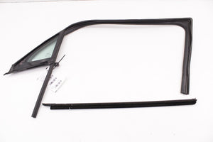 21-24 Kia K5 GT-Line FR LH Door Fixed Vent Glass Run Channel w Belt Weatherstrip