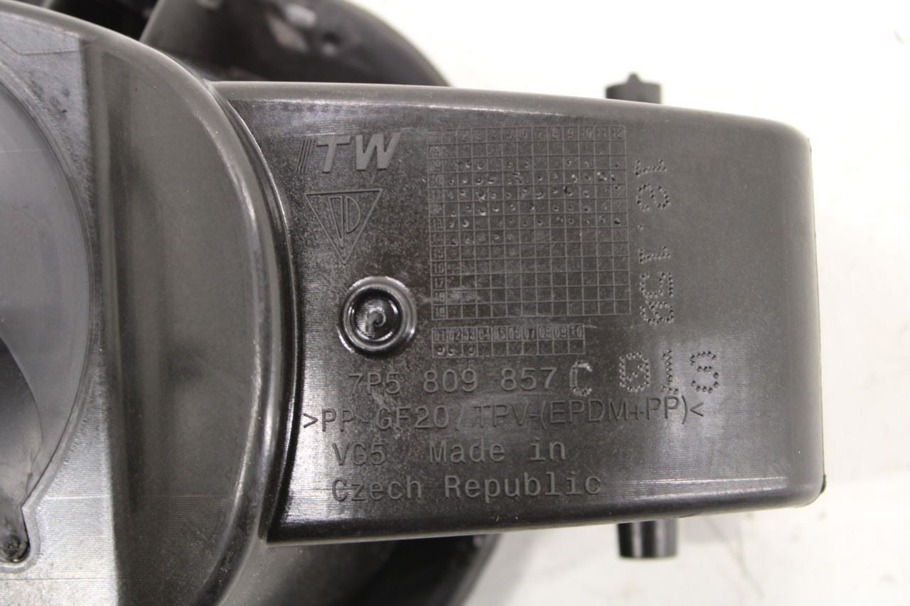 2011-2018 Porsche Cayenne Platinum 3.6L Fuel Tank Filler Housing Door Lid Cover - Alshned Auto Parts