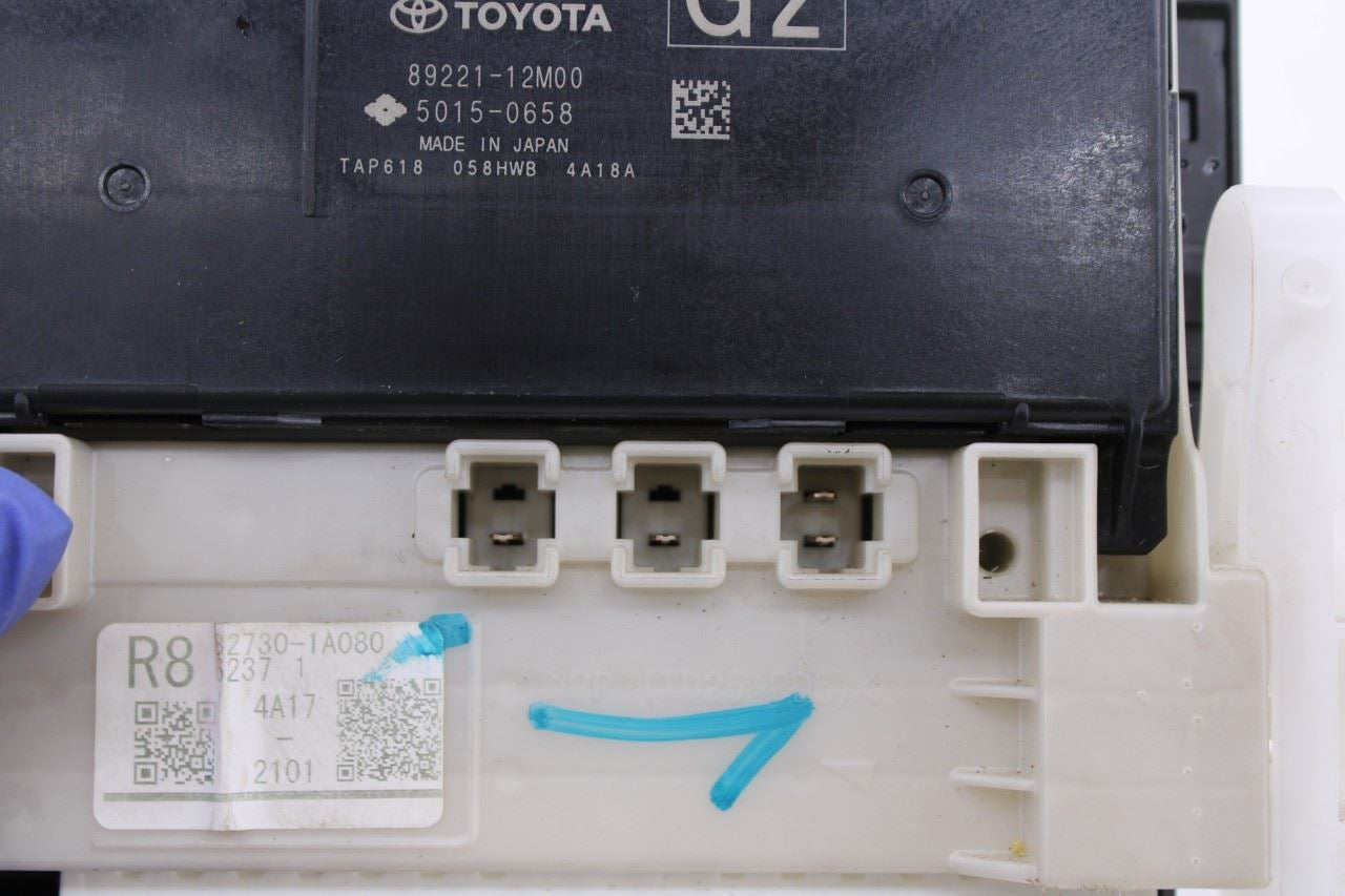 2022-2024 Toyota Corolla LE Multiplex Network Body Control Module 89221-12M00 3