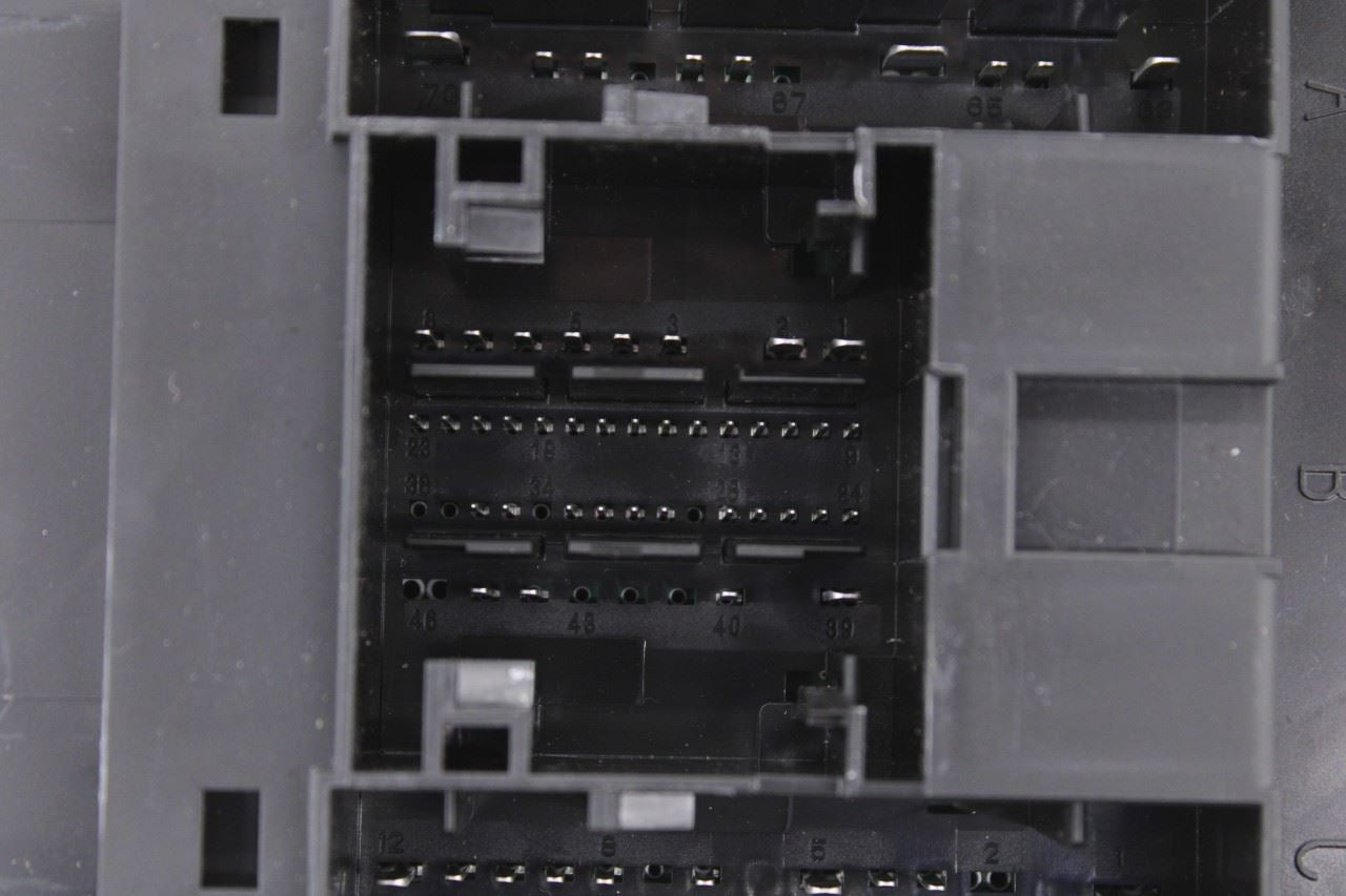 2022-2024 Volkswagen Jetta SE Body Computer Control Module BCM BCU 5Q0937085CM8