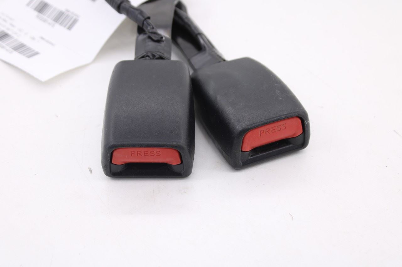 2015-23 Toyota Tacoma SR5 Double Cab Front Right Left Side Seat Belt Buckle Set3