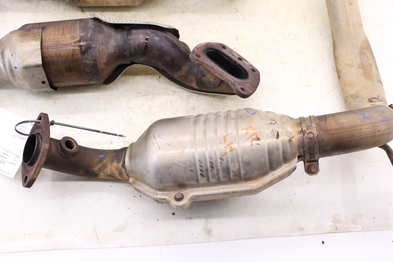 2016-20 Toyota Tacoma Limited 3.5L 4x4 Front and Rear Exhaust Pipes 17450-0P360 - Alshned Auto Parts