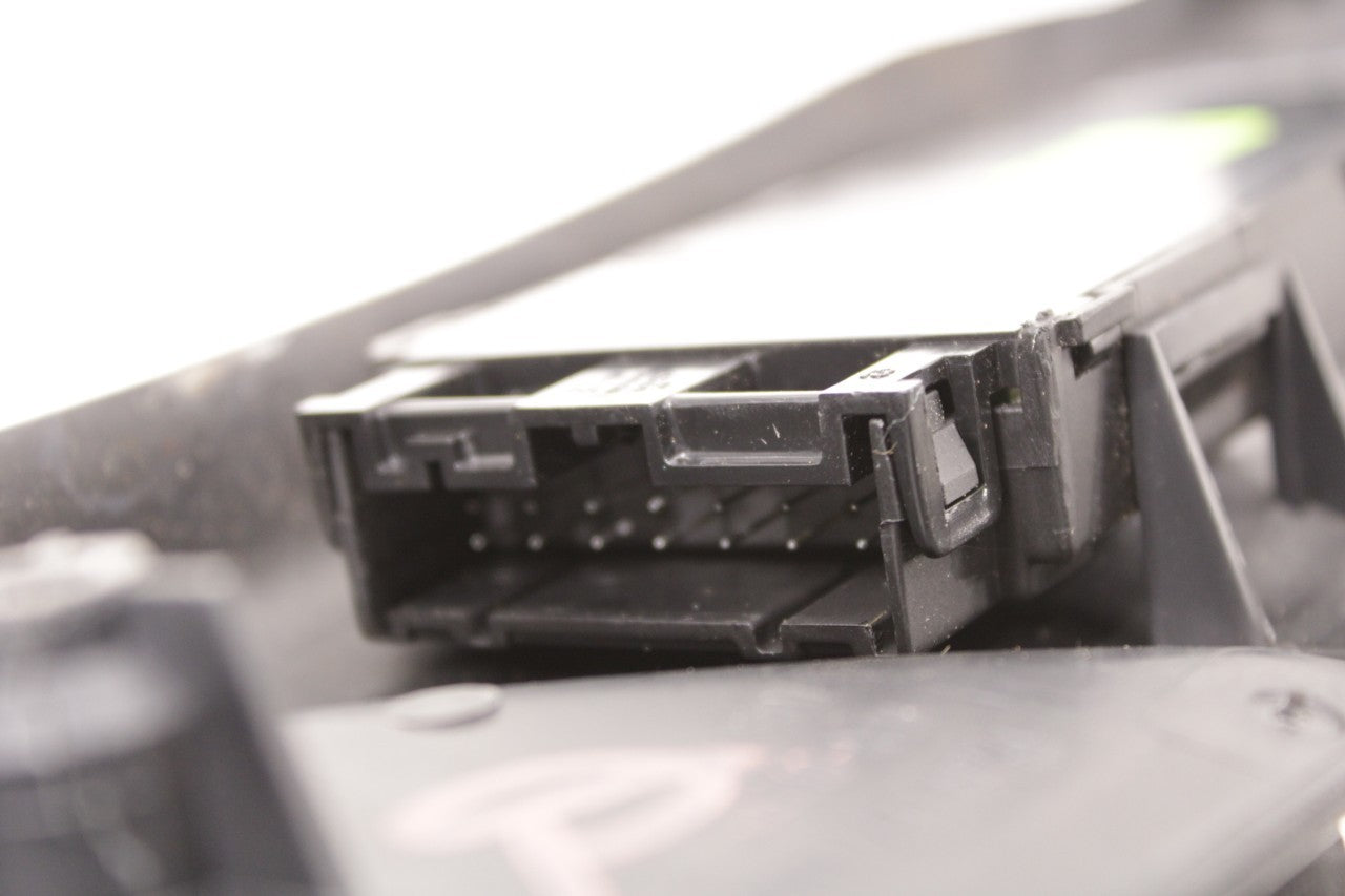 1997-2004 Chevrolet Corvette Front Right Power Seat Adjustment Switch 12135158 - Alshned Auto Parts