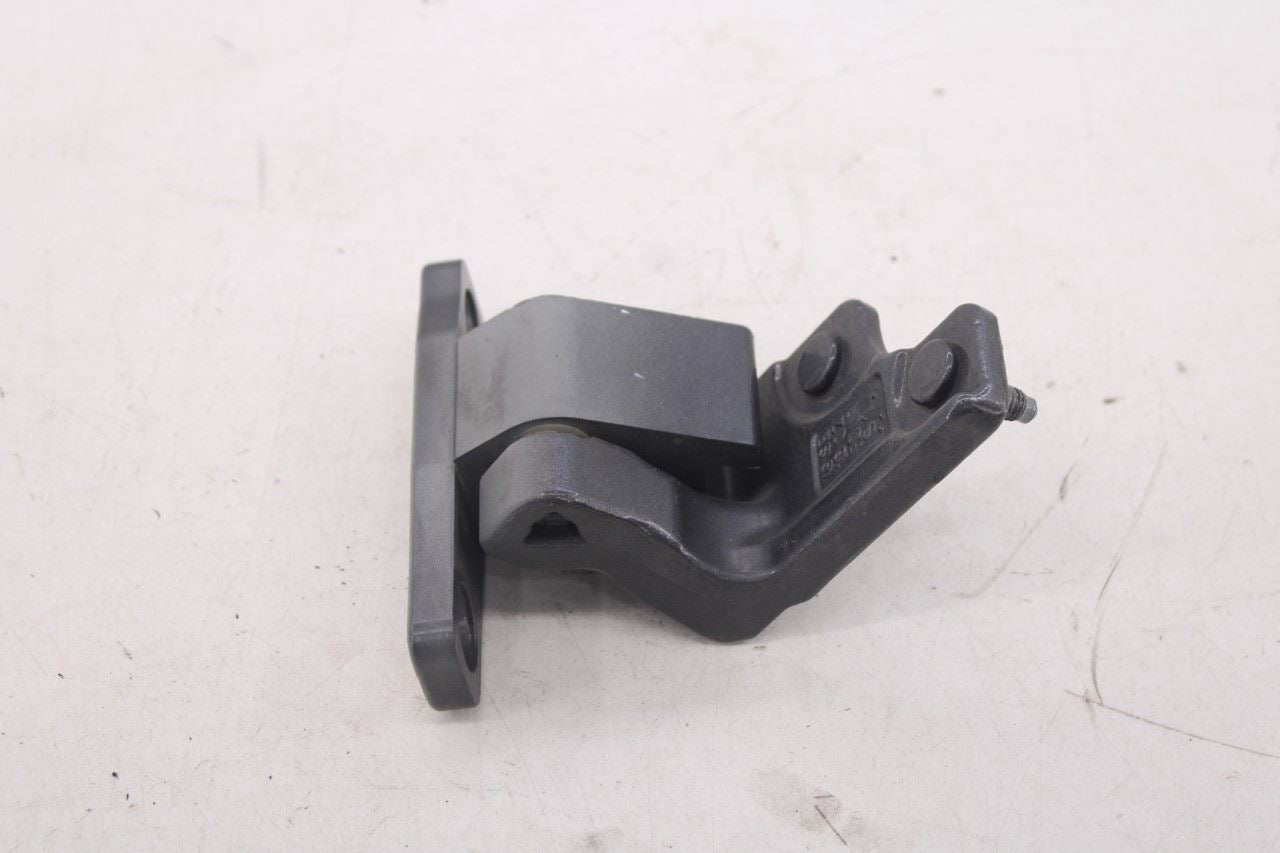 15-21 Mercedes-Benz C300 4Matic Rear Right Side Door Hinge Upper and Lower Pair8