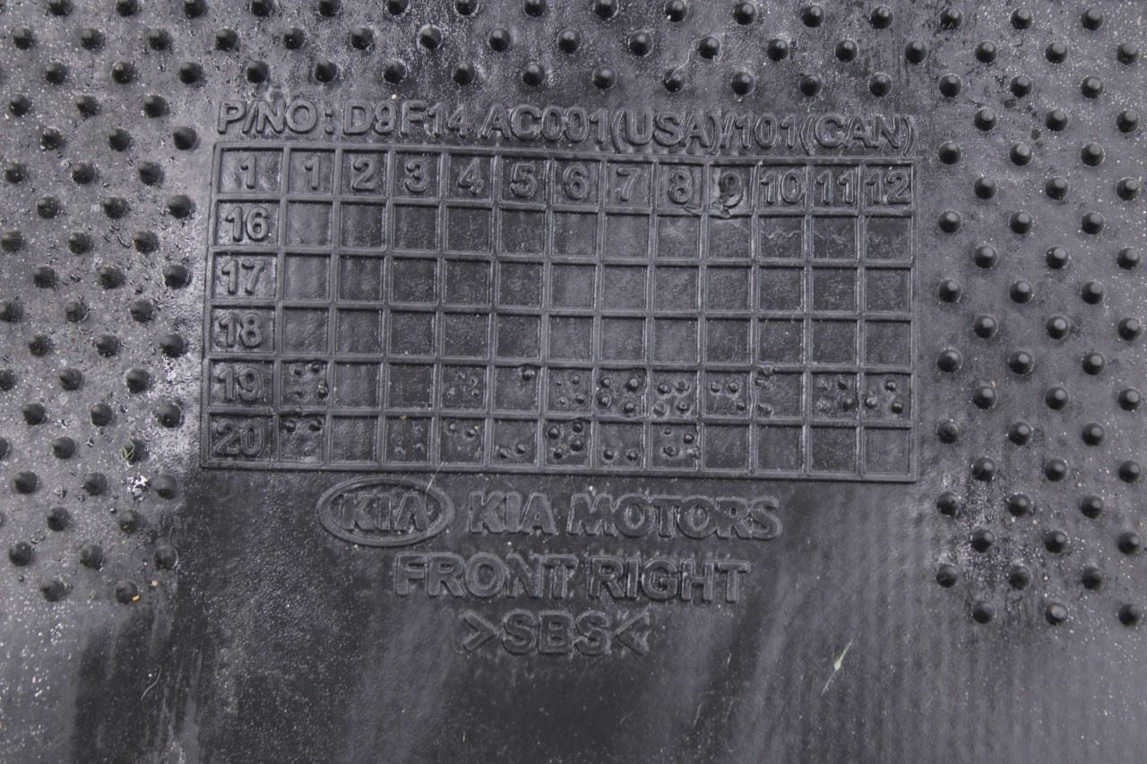 17-22 Kia Sportage Nightfall FWD Front Rear RH and LH Side Carpet Floor Mats Set8