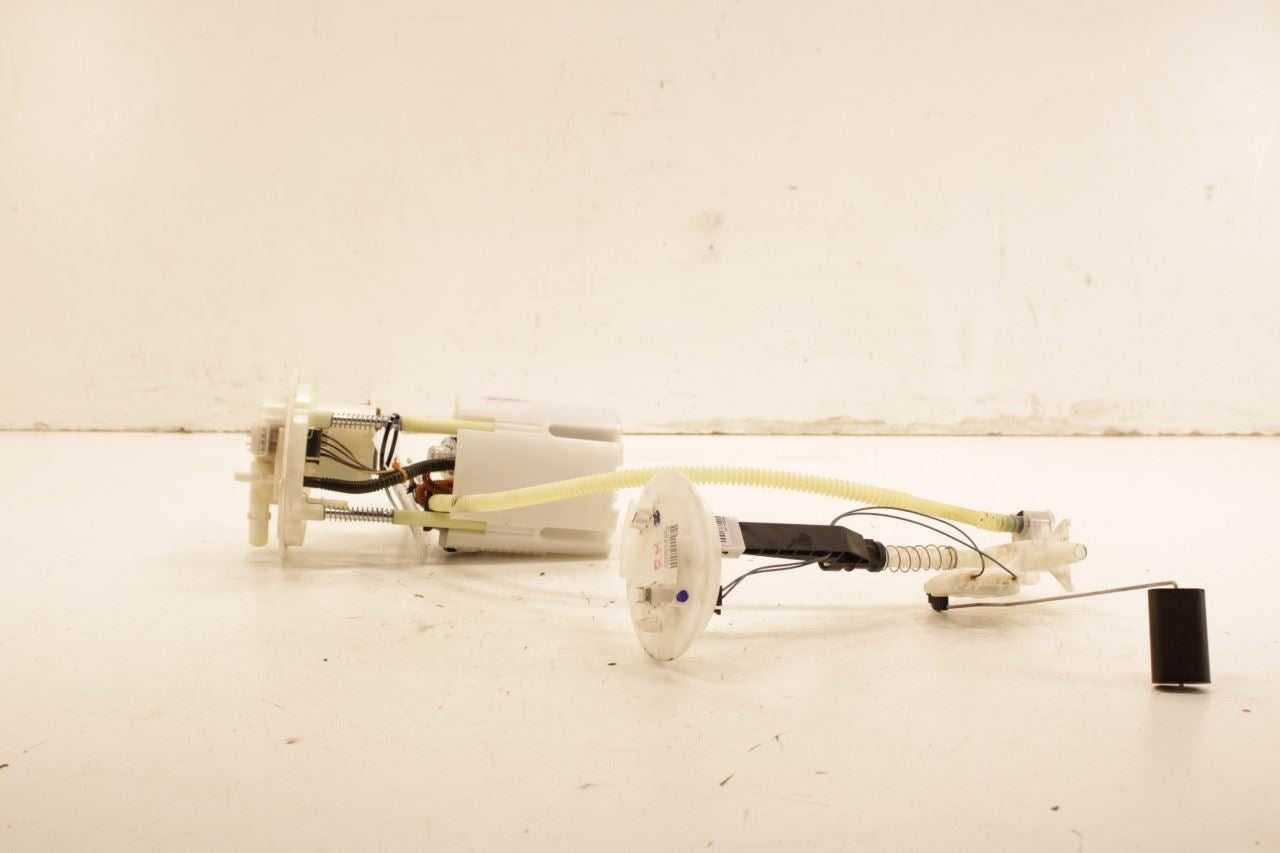 2015-2020 Jeep Cherokee Latitude 3.2L 4WD In Tank Fuel Pump Assembly 68109894AC - Alshned Auto Parts