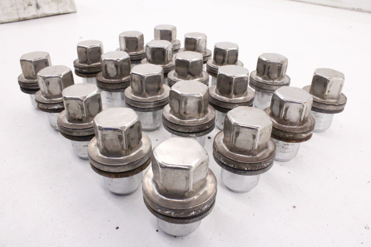 2006-2022 Land Rover Range Rover HSE Wheel Lug Nut Set of 20 RRD500590 OEM3