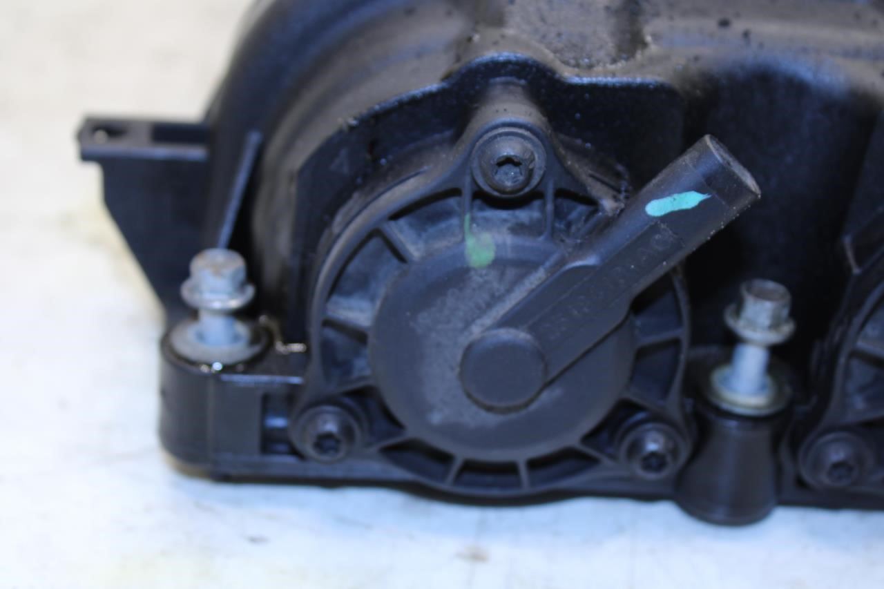 2011-2015 Jeep Grand Cherokee Limited 3.6L Right Side Engine Cylinder Head Cover - Alshned Auto Parts