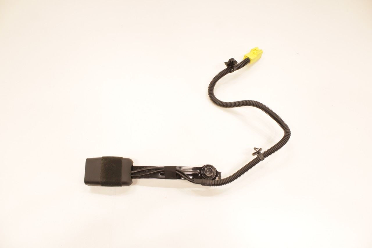 2011-17 Hyundai Veloster Turbo 1.6L FWD Front Driver Left Side Seat Belt Buckle - Alshned Auto Parts