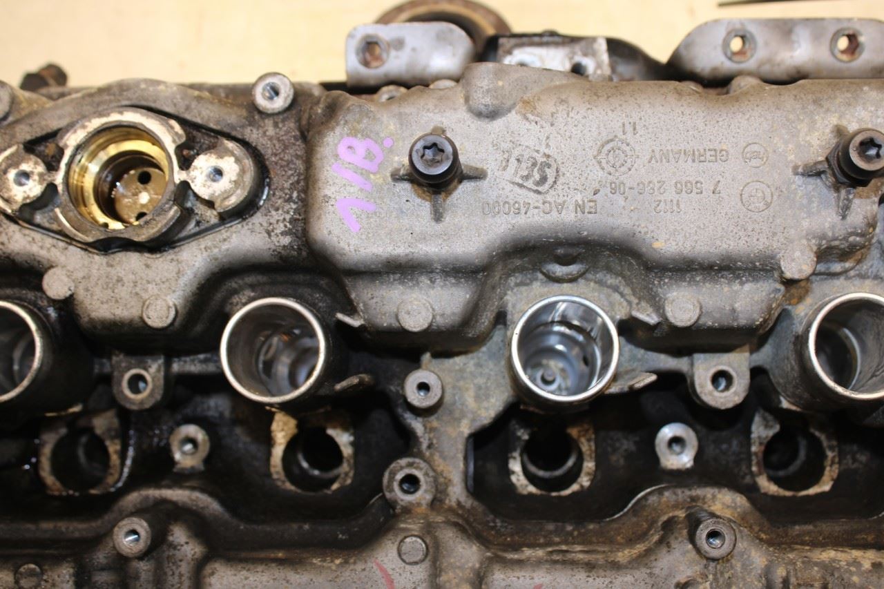 10-12 BMW 750Li xDrive 4.4L LH Engine Cylinder Head Assy 115K 11127573937 *ReaD* - Alshned Auto Parts