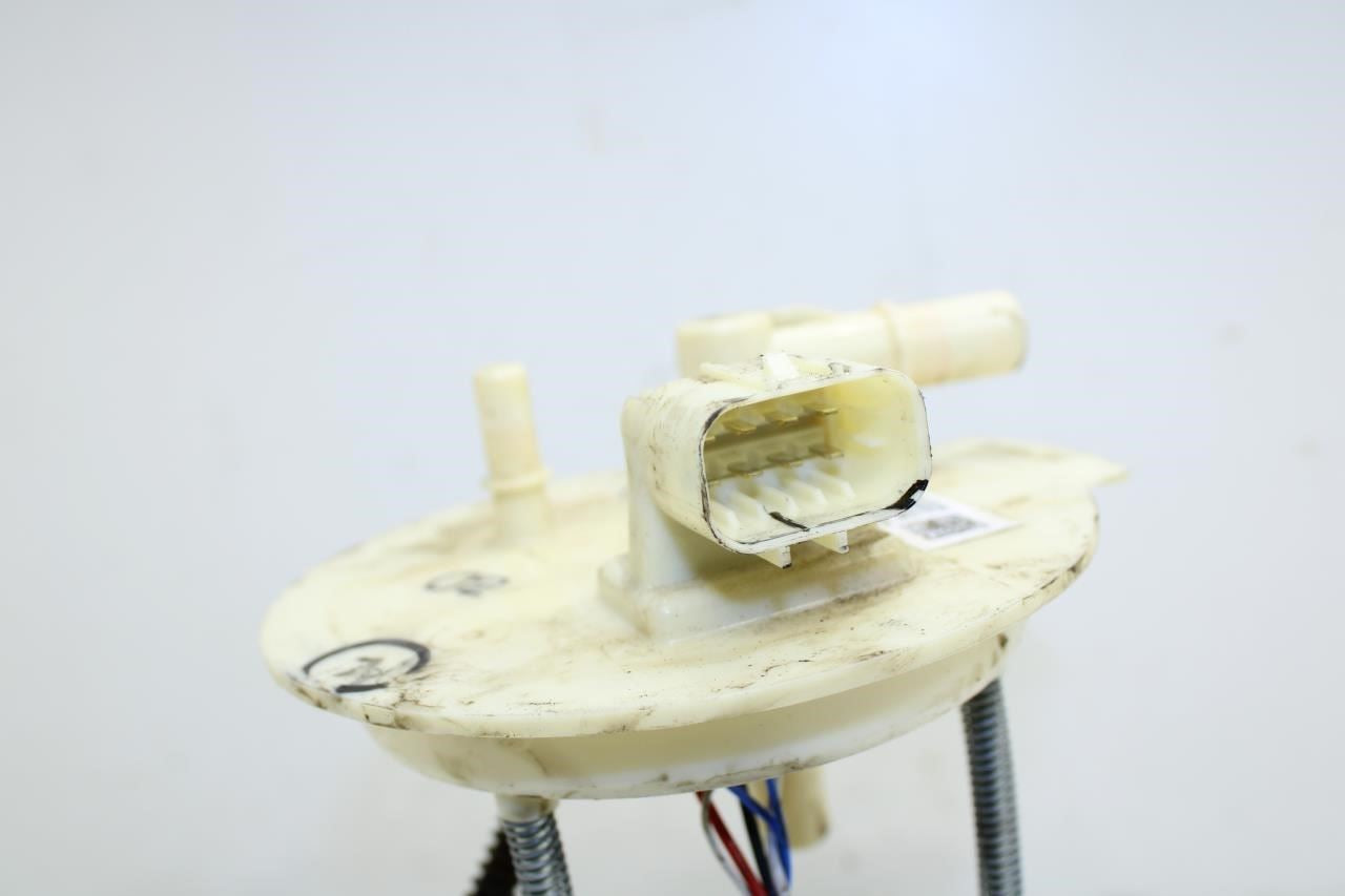 2020-2024 GMC Terrain Denali 1.5L Fuel Pump Assembly 84997195 OEM - Alshned Auto Parts