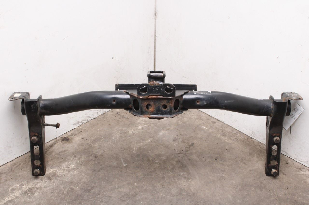 2019-2025 Chevrolet Silverado LT-L Rear Trailer Tow Hitch Bar 87830271 OEM - Alshned Auto Parts