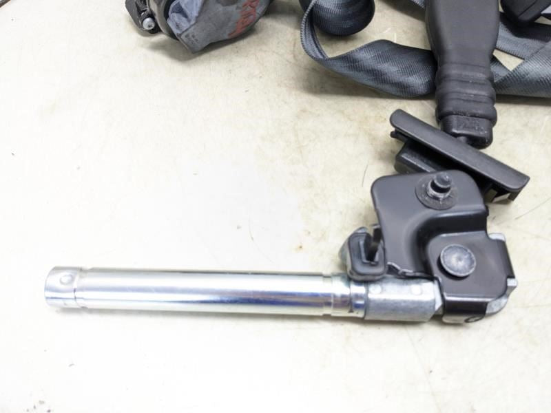 15-17 Hyundai Sonata SE 2.4L FWD Front Passenger Right Side Seat Belt Retractor - Alshned Auto Parts