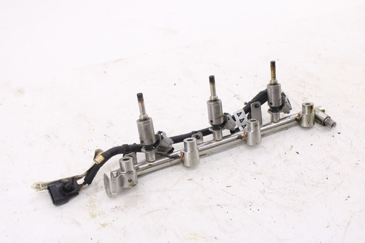 2017-20 Infiniti QX60 3.5L 6 cyl Left Side Fuel Rail with Injectors 17521-6KA0B0