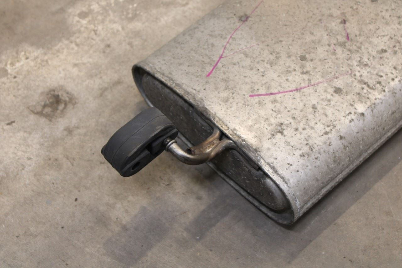 2020-2022 Kia Soul LX 2.0L FWD Rear Exhaust System Muffler 28710-K0500 OEM - Alshned Auto Parts