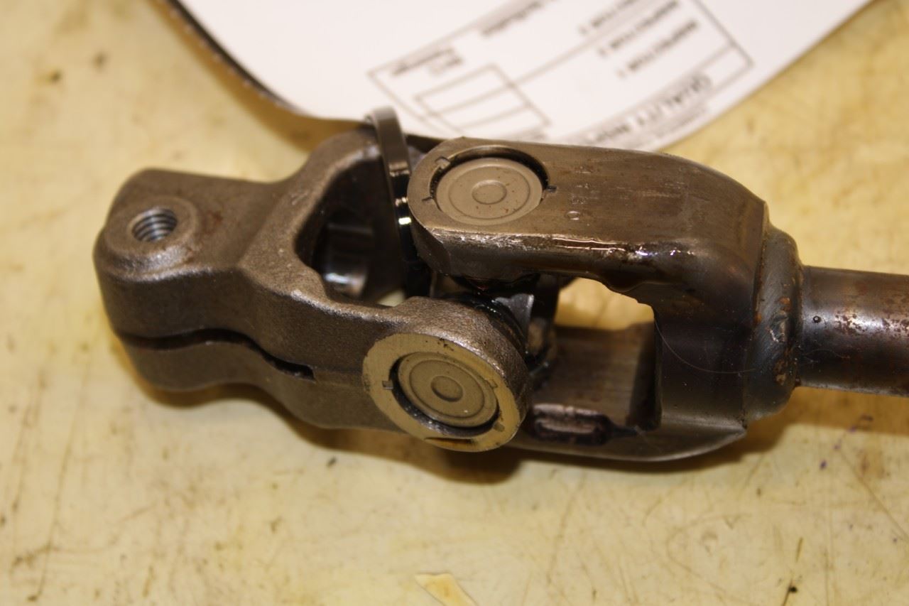 21-25 Mazda CX30 S 2.5L AWD Steering Column Intermediate Lower Shaft DGH9-32-090 - Alshned Auto Parts