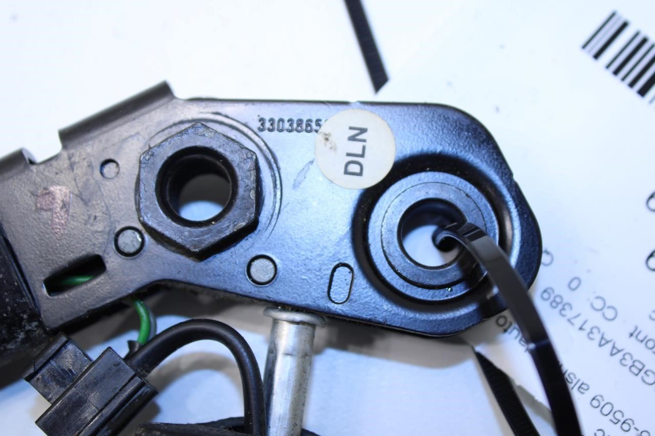 07-13 Mercedes-Benz S550 Front Left Side Seat Belt Buckle 221-860-19-69-9051 OEM - Alshned Auto Parts