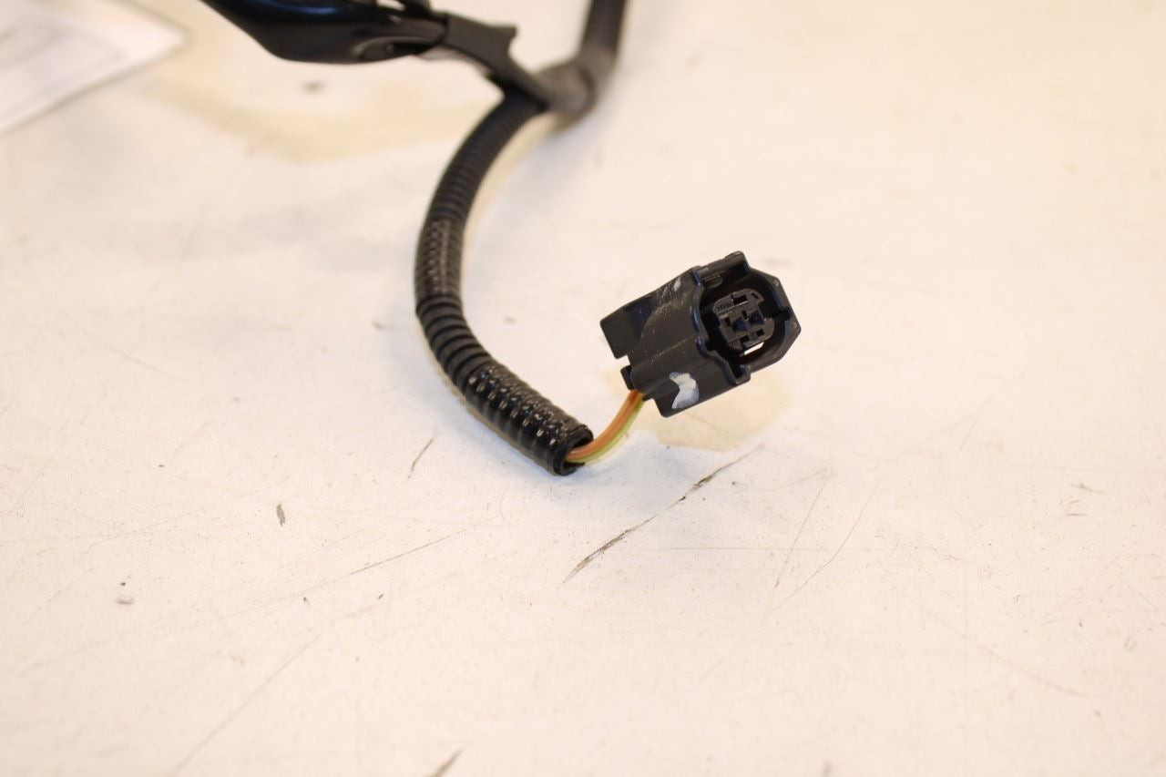 07-11 Toyota Camry LE 2.5L Front Driver LH Side Seat Belt Buckle 73240-06150-B1 - Alshned Auto Parts