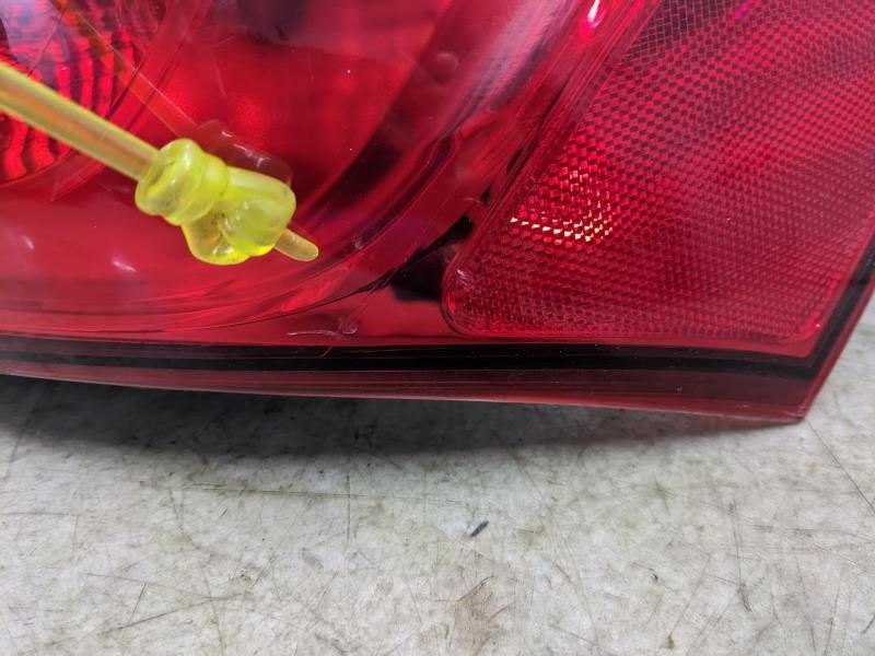 2012-2017 Kia Rio Rear Right Passenger Side Tail Light Lamp 924021W000 OEM - Alshned Auto Parts