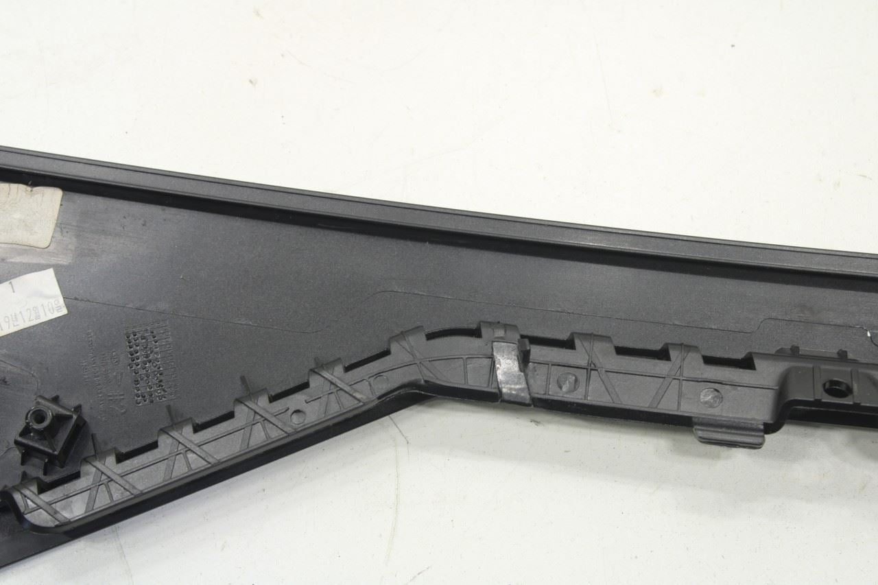 16-20 Kia Sorento LX Rear Left Door Rearward Corner Garnish Molding 83270-C5000 - Alshned Auto Parts