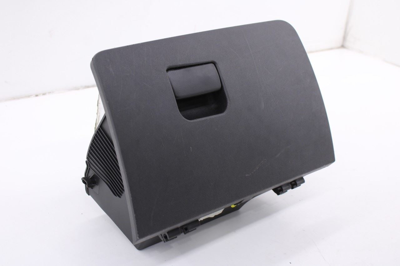 2018-2024 Chevrolet Equinox LT Glove Box Door Storage Compartment Lid 841306102