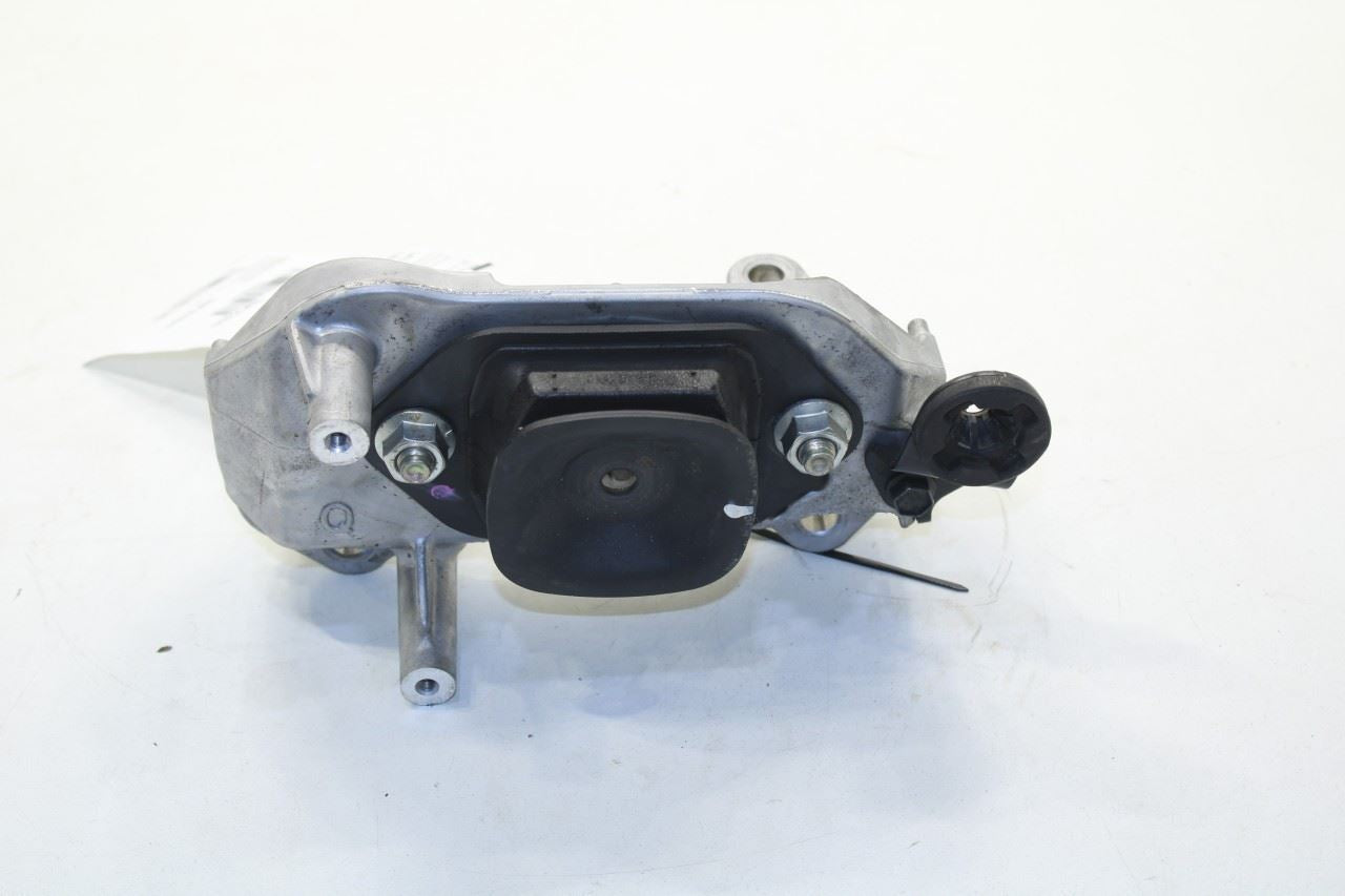2017-2022 Nissan Rogue Sport SL 2.0L AWD Left Side Engine Mount Support Bracket - Alshned Auto Parts