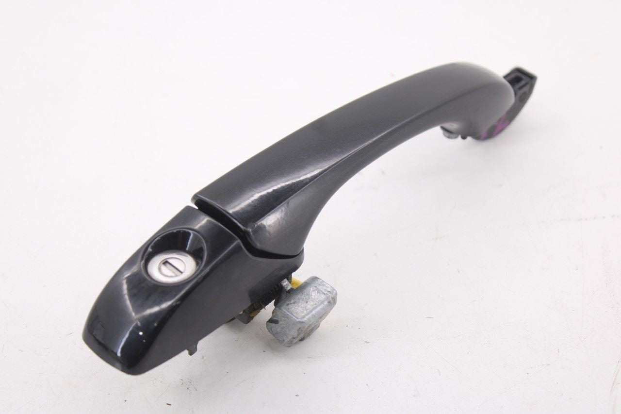 2009-20 Dodge Grand Caravan GT 3.6L Front Driver Left Side Door Exterior Handle4