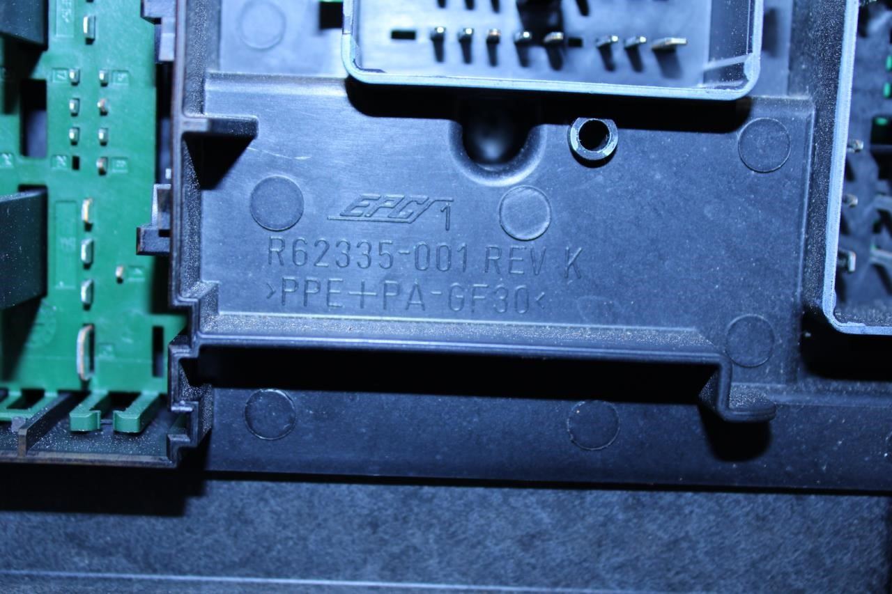 11-15 Jeep Wrangler 3.6L Totally Integrated Power Module Fuse Box 68163903AB OEM - Alshned Auto Parts