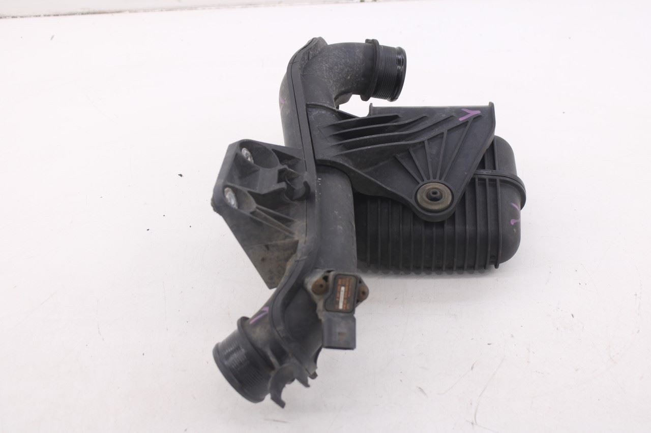 2011-17 Audi Q5 Premium 2.0L Intercooler Boost Pressure Hose w/ Silencer Damper10