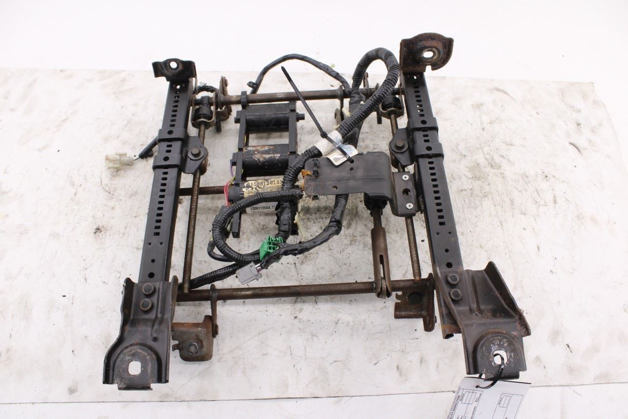 2006-14 Ford Mustang Premium Conv V6 4.0L Front Left Side Seat Lower Track Frame10