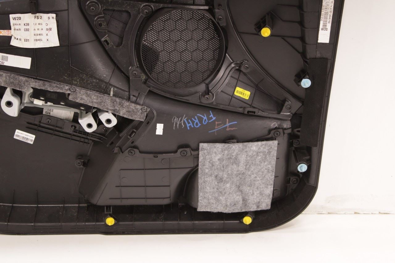 2015-2017 Hyundai Veloster Turbo Front Right Door Trim Panel 83302-2VAH0-YNG OEM - Alshned Auto Parts