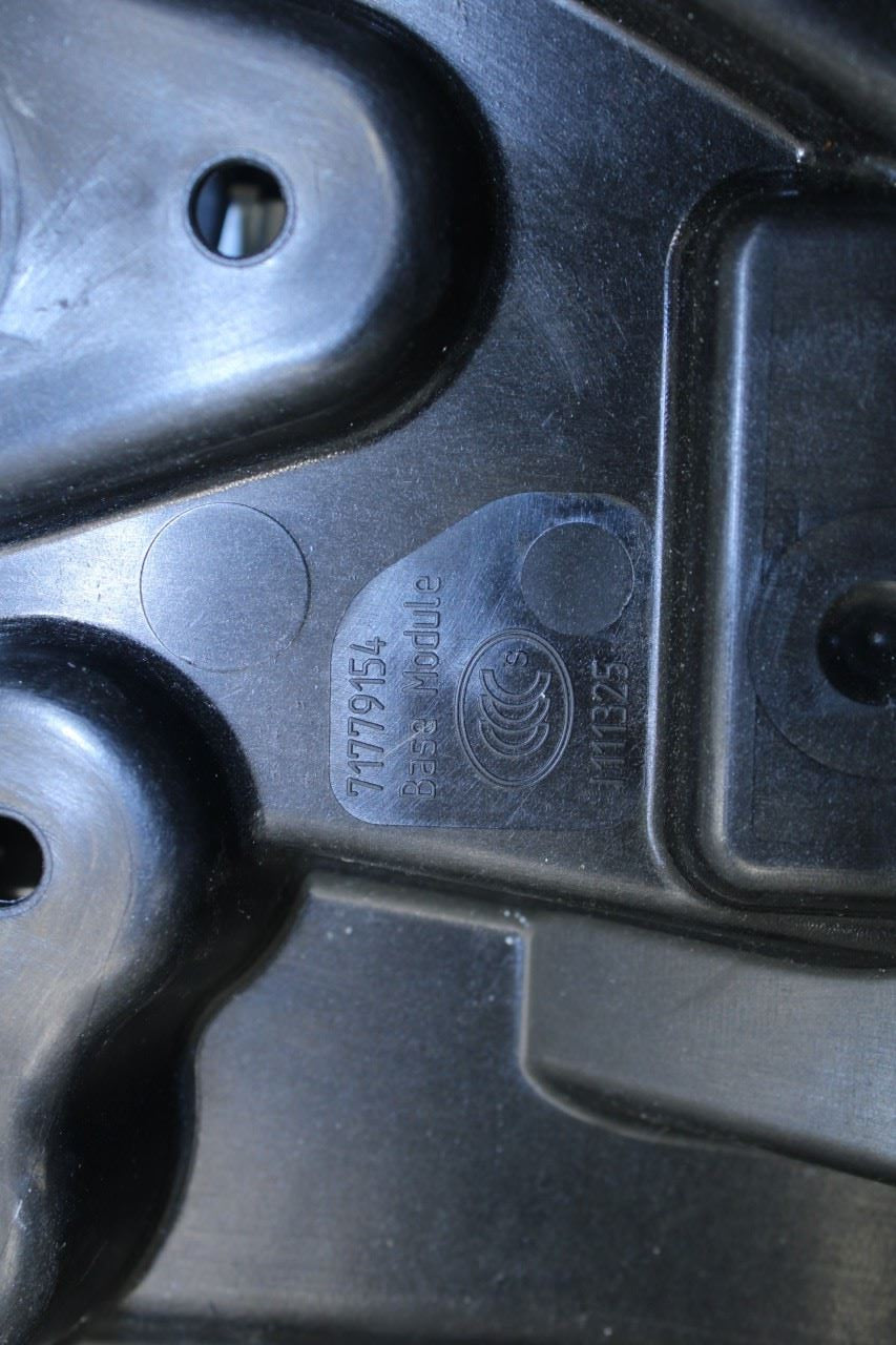 2017-19 Alfa Romeo Giulia Ti RR RH Door Window Regulator w/ Carrier 00505514910 - Alshned Auto Parts