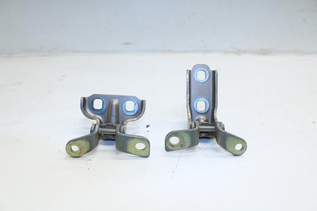 2017-20 Buick Encore Rear Right Side Door Hinge Upper and Lower Set 13501714 OEM - Alshned Auto Parts