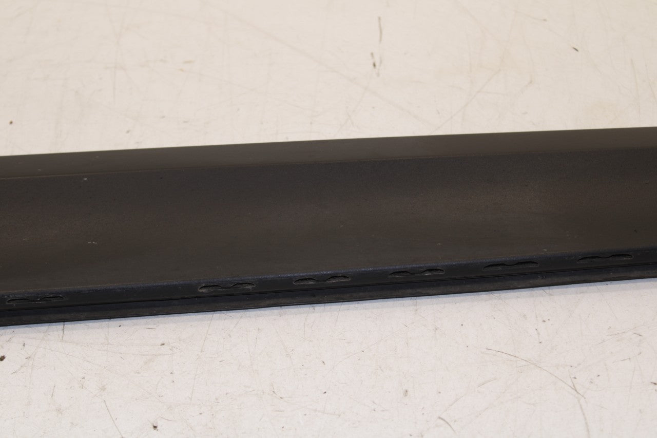 2011-17 BMW X3 xDrive28i Front Right Side Door Lower Molding 51137205780 *ReaD* - Alshned Auto Parts