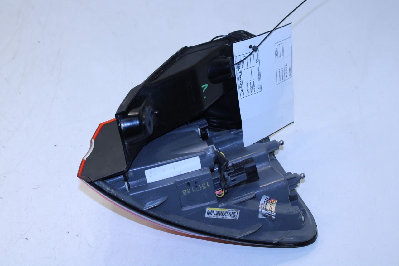 2014-18 Jeep Cherokee 75th Anniversary Rear Left Side Tail Light Lamp 68102907AF - Alshned Auto Parts