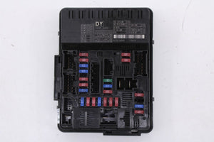 2014-19 Infiniti QX60 3.5L Engine Integrated Power Distribution Module Fuse Box