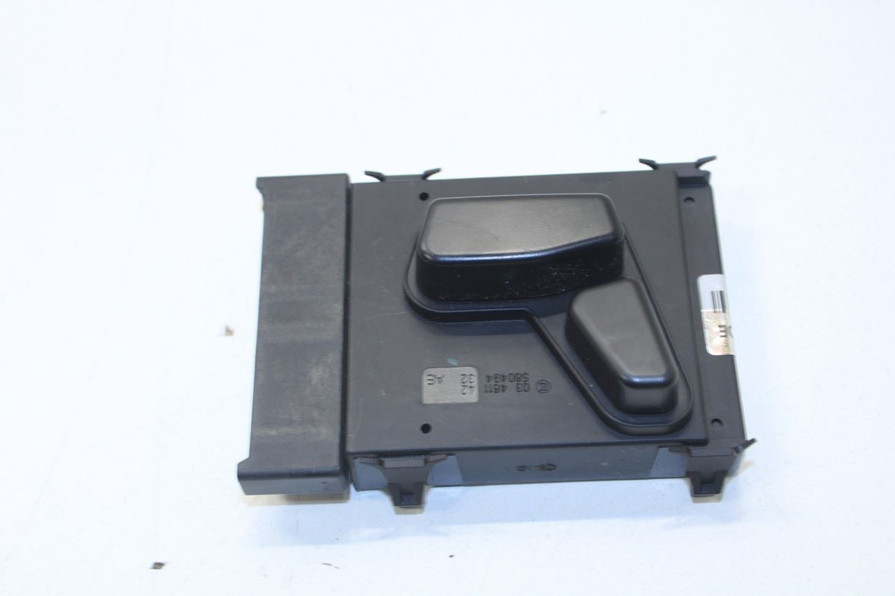 2017-20 Maserati Ghibli Front Right Side Power Seat Adjustment Switch 673000296 - Alshned Auto Parts